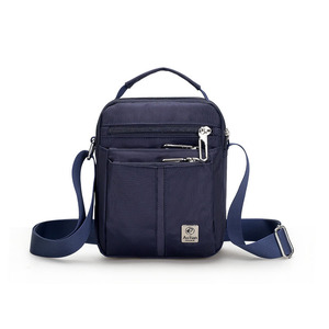 Bolsos Cruzados de Negocios para Hombre con Logotipo Personalizado al por Mayor, Bolsa de Mensajero de Gran Capacidad Impermeable para Hombre - Product Image 5