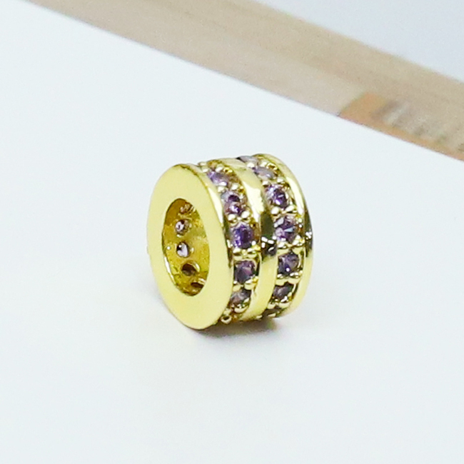 สีม่วง