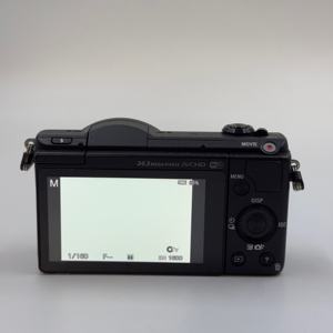 Appareil photo numérique hybride d'<span class=keywords><strong>occasion</strong></span> de marque A5100 avec objectif 16-50, caméra haute définition 1080p, avec chargeur et batterie - Product Image 3