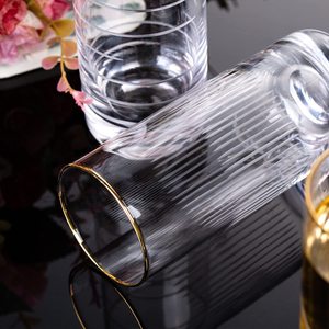 Set di 4 Bicchieri Highball da 13 Once con Motivo a Righe Sottili, Forma Cilindrica, per Acqua, Bevande, Succhi, Vino, Birra e Cocktail - Product Image 4