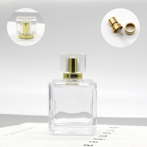 Wholesale Square Cosmetic Empty Bottles 100ml Glass Perfume Refill <b>Spray</b> Bottles Bayonet-type Crystal White PP Collar Material - Product Image 3