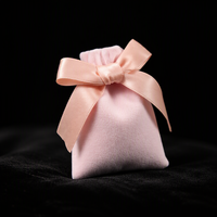 Pochette à bijoux carrée rose personnalisée en velours avec cordon de serrage, anti-poussière, pour rangement et emballage cadeau