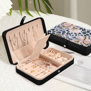 Distributor Customized Print Traveling Jewelry <b>Makeup</b> <b>Case</b> Travel Jewelry Organizer Bag - Product Image 5