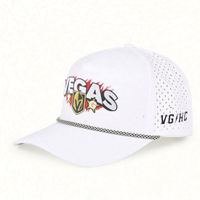 Casquette de golf 5 panneaux personnalisée, anti-transpiration, avec trous découpés au laser, en spandex, ajustable, avec patch en caoutchouc, durable pour le jeu