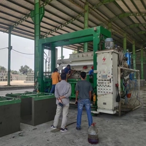 Machine de fabrication de composants en <span class=keywords><strong>béton</strong></span> préfabriqué mobile et automatique pour la production de boîtes en <span class=keywords><strong>béton</strong></span>, de cercles de puits d'égout et de tuyaux de drainage - Approvisionnement direct usine - Product Image 6