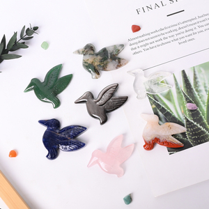 Vente en gros de sculptures d'animaux en pierres précieuses naturelles, sculptures de colibris en cristal mélangé - Product Image 5