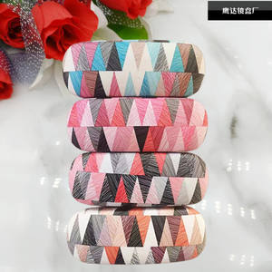 Fabricantes directos al por mayor caja de gafas de transporte de Marco grande correo gratuito moda simple Almacenamiento de compresión portátil - Product Image 5