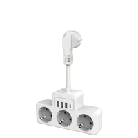 5-in-1 USB-Steckdosenleiste mit integriertem Überspannungsschutz, feuerfestem Design und PD-Schnellladefunktion für Mobiltelefone, Kameras und universelle Nutzung.