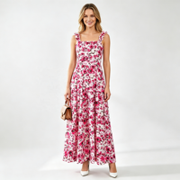 Robe longue florale à col carré pour femme 2026, avec bretelles à volants, taille smockée et jupe à volants, idéale pour les mariages et les vacances d'été