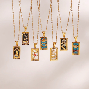 Kleurrijke Vierkante Mystieke Tarotkaart Ketting Vergulde Emaille Micro Zirkoon Amulet Hanger Met Star Moon Sun Design - Product Image 2