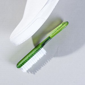 Cepillo de plástico para zapatos con cerdas de nailon rígidas para limpiar y lavar zapatos, color aleatorio - Product Image 3