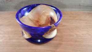 Decorative Resin Wooden Bowl Featuring Organic Wood Grain And Clear Resin Accents Suitable For <b>Centerpiece</b> Display - Product Image 2
