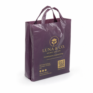 Bolsa de Compras de Plástico con Asa de Lazo Suave, Impresión Personalizada, Logotipo Impreso, Fondo Plano - Product Image 1