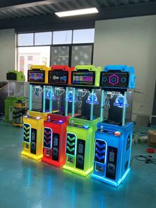 Mini Máquina de Grúa de Peluche, Juegos de Arcade que Funcionan con Monedas, con Enchufe Universal en Inglés - Product Image 5