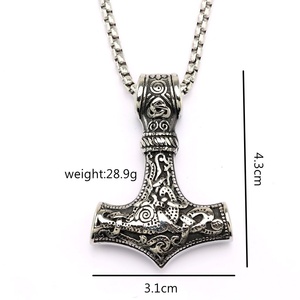 Colliers pendentifs personnalisés en acier inoxydable plaqué argent antique, breloques Viking Mjolnir Marteau Nœud Celtique Mythologie Nordique - Product Image 5