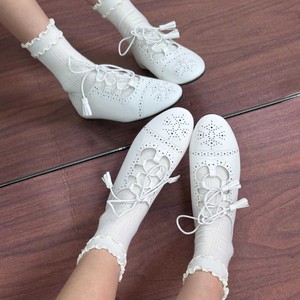 Zapatos Planos Mary Jane de Cuero Genuino con Punta Puntiaguda y Cordones, Transpirables, para Mujer, Diseño con Tira en T, en Blanco y Negro - Product Image 4