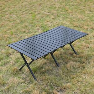 Table pliante portable moderne et légère pour l'extérieur avec finition grain de métal inoxydable pour le camping, le pique-nique, le barbecue et les repas - Product Image 4