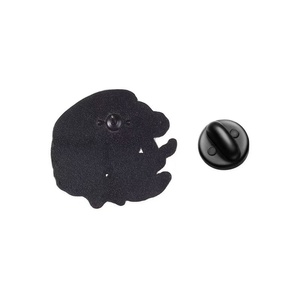 Al por mayor: Pines metálicos de dibujos animados, Pines de recuerdo de películas, Lindos pines de dibujos animados de RV, Broche metálico de caravana para festividades de Halloween y Navidad - Product Image 6