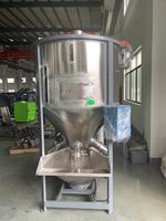 Mélangeur de granulés de plastique, matière plastique brute, unité de mélange verticale, acier inoxydable, automatique fourni