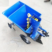 Nueva Sembradora de Patatas de Una Hilera Montada en un Tractor de Marcha Trasera con Alta Productividad para Tractores de 8-22 HP