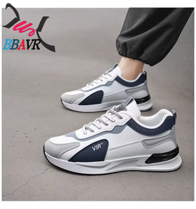 Zapatos Deportivos Negros Estilo Walking 2025, Zapatos para Correr y Skateboarding, Tres Colores, Zapatos de Cuero para Hombre - Product Image 4