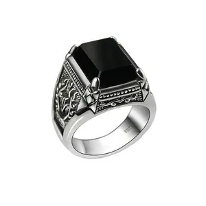 Keiyue Venta al por mayor anillo de plata 8925 anillo de piedra negra para hombres materiales personalizados disponibles