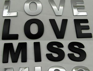 1 unidad de pegatinas 3D cromadas para coche con letras <span class=keywords><strong>A</strong></span>, <span class=keywords><strong>B</strong></span>, C, emblema de reequipamiento, oferta de palabras/letras - Product Image 4