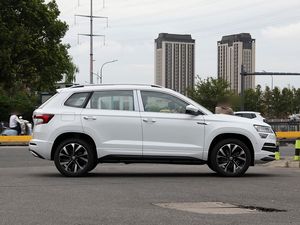 สำหรับรถยนต์ <span class=keywords><strong>Skoda</strong></span> KAROQ ปี 2025 รถ SUV ขนาดกะทัดรัด 5 ที่นั่ง เครื่องยนต์เบนซิน 1.4T/1.5T ขับเคลื่อนล้อหน้า เกียร์อัตโนมัติ รถใหม่ พร้อมหลังคาซันรูฟแบบพาโนรามาและเบาะหนัง - Product Image 5