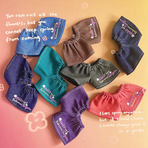 دمية لابو المحشوة مع سروال عمل من الدنيم القطني وملابس للأطفال من 4-6 سنوات - Product Image 2