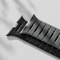 Bracelets de montre en silicone magnétique réversible RYB pour Apple Watch Series 11/10/9/8/5/6/7/se