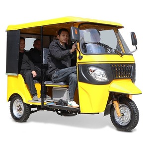 Tuk-tuk de style Bajaj, véhicule fermé à trois roues à essence, 9 places, trois rangées de sièges passagers, cylindrée de 151 à 200 cm³ - Product Image 5
