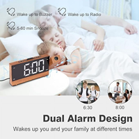 Dual Alarm LED-Anzeige Digitales PLL FM-Radio 1,8 Zoll Modernes Design Schreibtisch-und Tisch uhr mit Snooze-Funktion und Kunststoff projektor