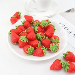 <span class=keywords><strong>Fraise</strong></span> artificielle réaliste, <span class=keywords><strong>fraise</strong></span> rouge réaliste, <span class=keywords><strong>faux</strong></span> <span class=keywords><strong>fruit</strong></span> pour la décoration de la maison, de la cuisine, les accessoires de photographie - Product Image 2