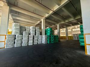 Fibra de Poliéster 100% Reciclada, Staple de Fiação Siliconizada, Material de Preenchimento para Têxteis Domésticos, 1.5D 64mm, Conjugada Oca, Resistente ao Fogo - Product Image 6