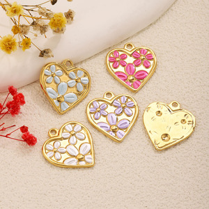 Pendentif Cœur Fleur Goutte d'Huile en Acier Inoxydable Style Doux Fille pour Fabrication de Bijoux DIY Bracelet Collier Boucles d'Oreilles Accessoires - Product Image 1