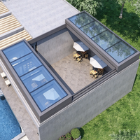 Couverture de piscine motorisée rétractable moderne en verre Low-E étanche de style chinois, avec cadre en alliage d'aluminium, pour extérieur et sous-sol