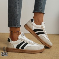 Baskets rétro à lacets pour femmes avec rayures contrastées, chaussures décontractées en tissu confortable