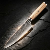 Damascus keukenmes met decoratieve rivet & houten handvat Gyuto mes voor thuis koken van gastronomische gerechten