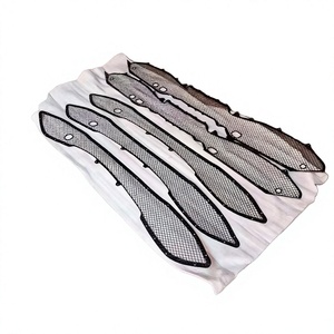 Rejilla Delantera de Alta Calidad para Ferrari F296/ROMA, Diseño de Textura de Panal Negro 985949612 95755000 58755100 - Product Image 4
