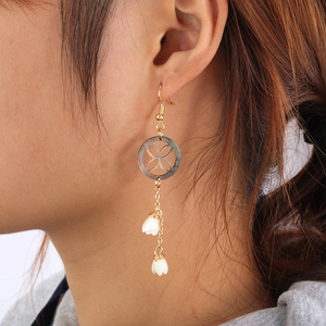 Joyería hawaiana Concha flor alambre envuelto hecho a mano jazmín pendientes de cuentas - Product Image 3