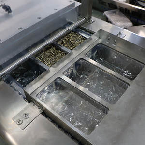 <span class=keywords><strong>Machine</strong></span> d'Emballage <span class=keywords><strong>sous</strong></span> <span class=keywords><strong>Vide</strong></span> par Thermoformage Automatique Scelleuse <span class=keywords><strong>sous</strong></span> <span class=keywords><strong>Vide</strong></span> à Film Étirable pour Viande Fromage Saucisse - Product Image 4