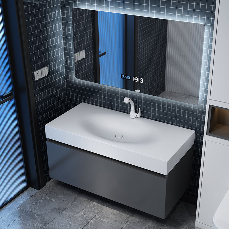 สีเทาเข้ม