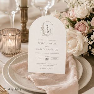 Invito Matrimoniale Boho Minimalista Personalizzato, Forma ad Arco Senza Tempo con Iniziali Personalizzate e <span class=keywords><strong>Tipografia</strong></span> Elegante - Product Image 2