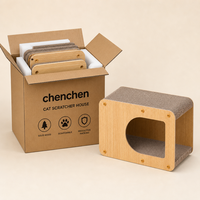 Maison-griffoir pour chat en carton ondulé avec panneaux latéraux en bois, entrée arrondie, montage facile, espace de repos confortable pour chats