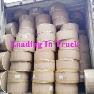 <span class=keywords><strong>PE</strong></span> trở lại tấm nhà máy tùy chỉnh đầy màu sắc <span class=keywords><strong>PE</strong></span> phim cuộn cho vệ sinh khăn ăn dùng một lần tã strech phim thoáng khí - Product Image 6