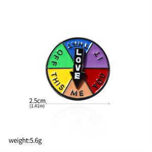 เข็มกลัดหมุนได้ ออกแบบเองได้ สำหรับงานเกย์ไพรด์ - Product Image 5