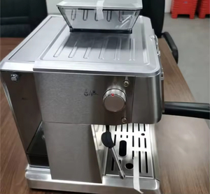 Macchina Automatica per Caffè Espresso e Cappuccino ad Alta Pressione 20 Bar con Macinacaffè Integrato - Product Image 5