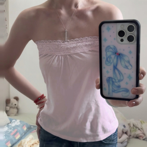 เสื้อเกาะอกผ้าลูกไม้เย็บต่อกันสไตล์สาวหวาน แฟชั่น Y2K ลำลอง น่ารัก อ่อนโยน ใส่ได้หลายโอกาส ทรงเข้ารูป โชว์ไหล่ - Product Image 4