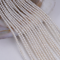 Chaînes de perles d'eau douce naturelles rondes blanches de 3,5 à 4 mm / 4 à 5 mm, prix promotionnel de vente en gros de perles