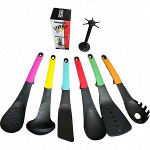 Ensemble de 7 ustensiles de cuisine écologiques en nylon avec manches colorés, comprenant une spatule et une cuillère, avec petits outils, compatibles lave-vaisselle et sans revêtement - Product Image 2